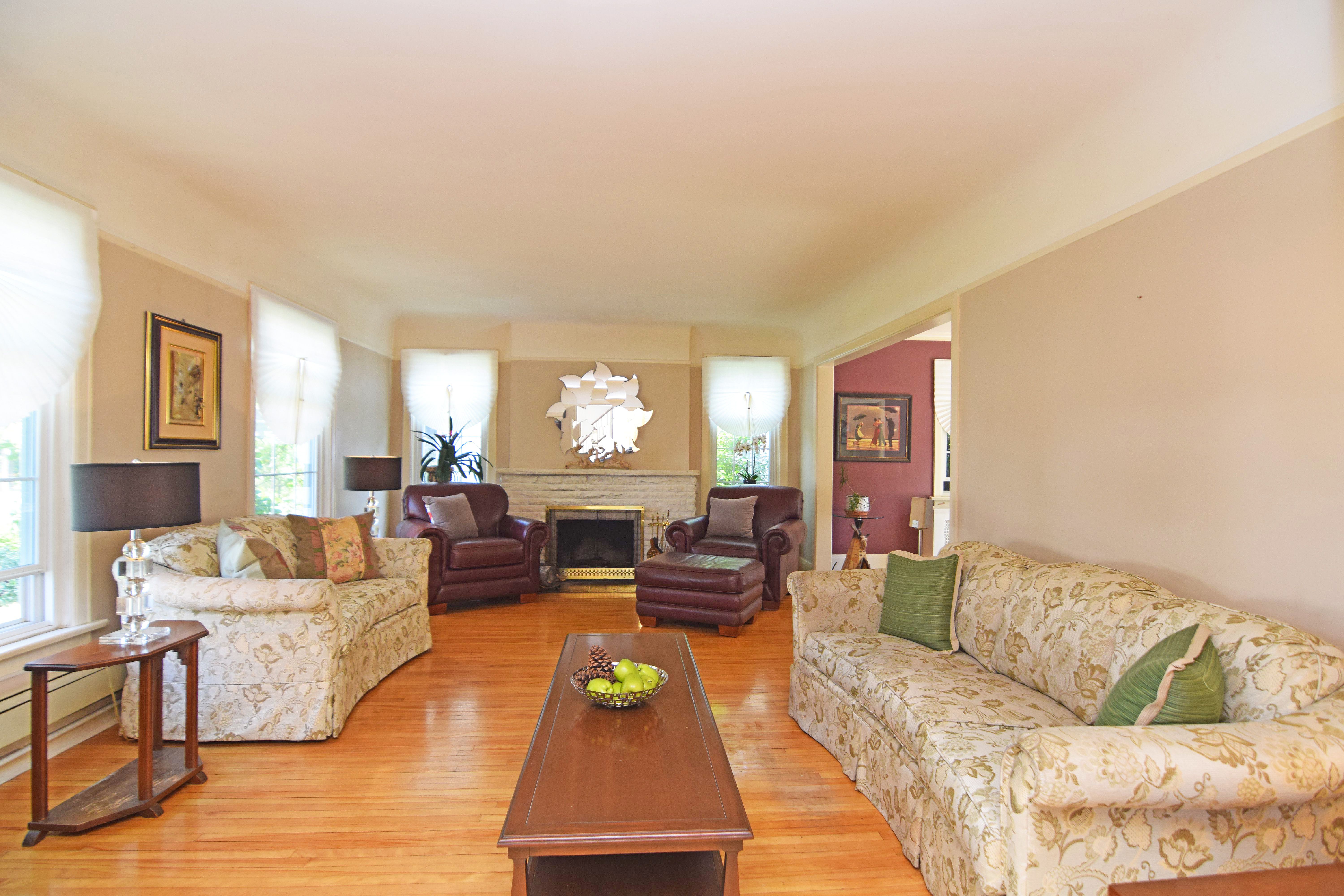 Downtown Brampton MLS Detached Homes Listings For Sale Separate