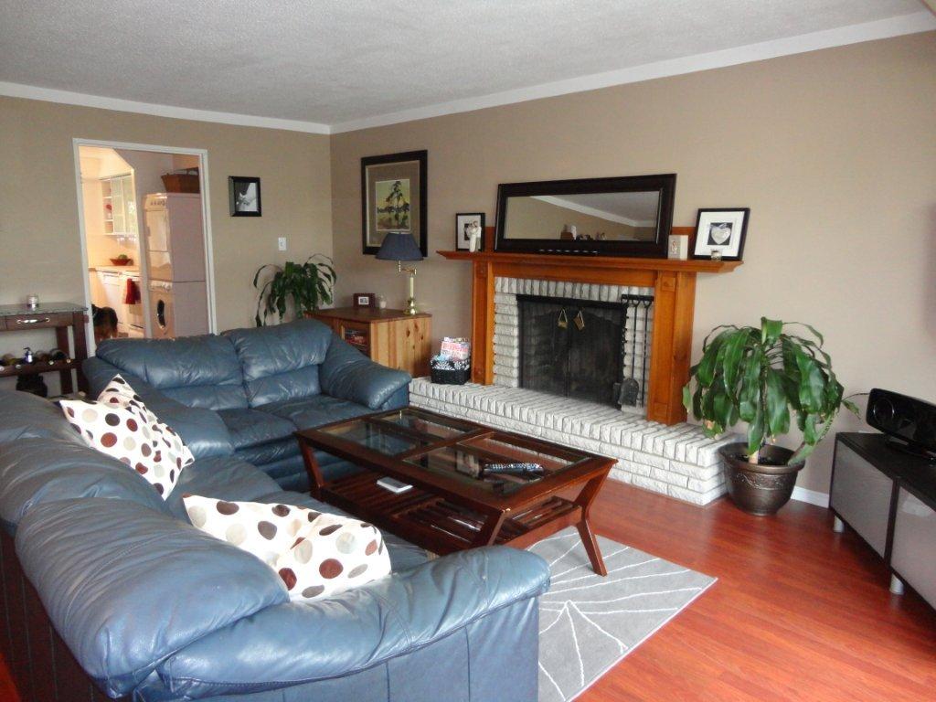 Mississauga townhouses for sale MLS listings Mississauga Valley