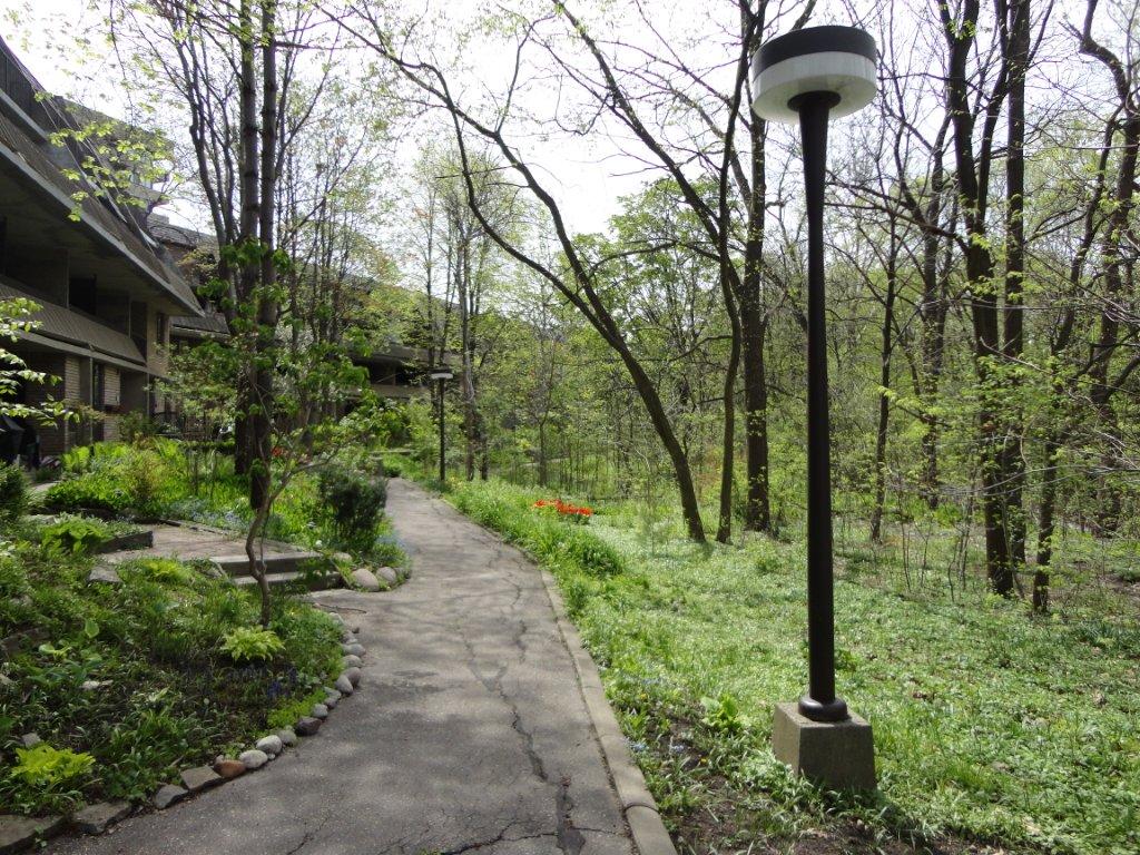 Mississauga townhouses for sale MLS listings Mississauga Valley