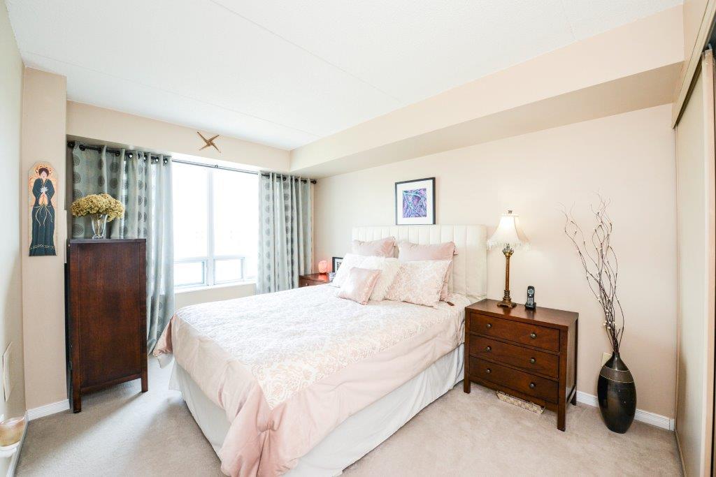 Rosedale Village Adult Lifestyle Community Brampton 2 bedroom 1 bath